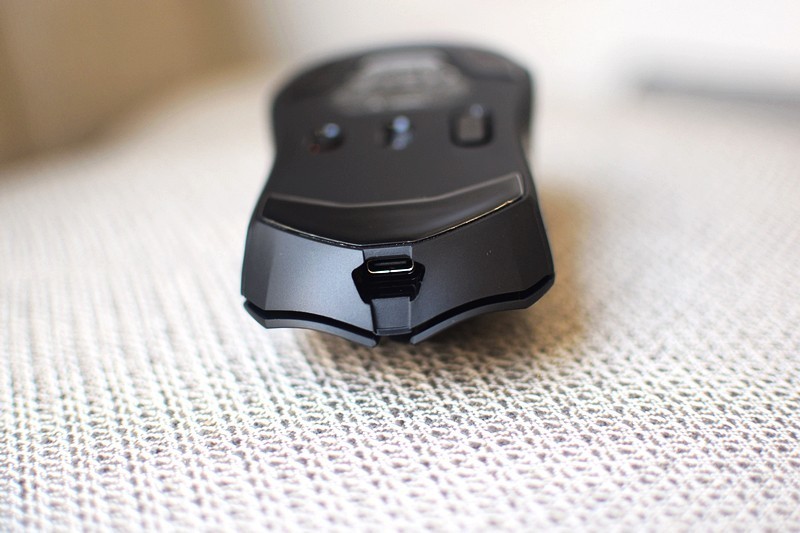 堆料十足的雷柏VT3S，无线设置有线性能的轻量化游戏鼠标实测