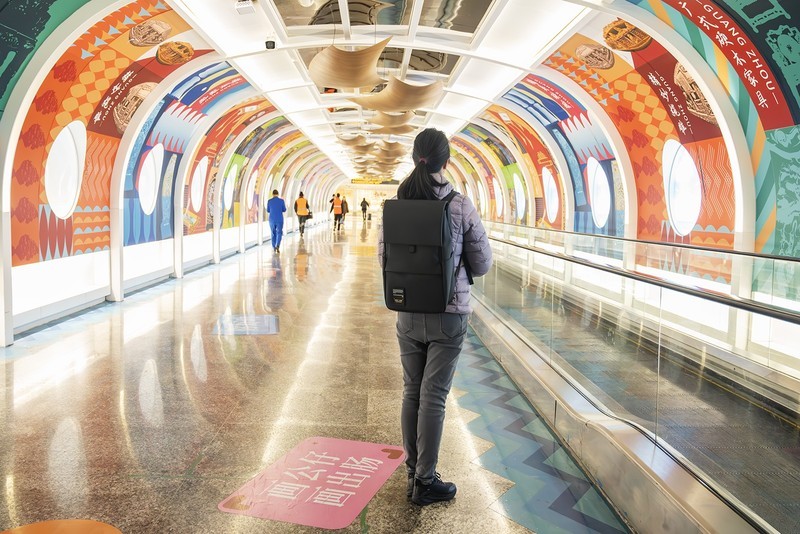 旅游搭子也是通勤伴侣，一包多能，地平线8号moment系列双肩包