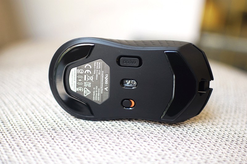 堆料十足的雷柏VT3S，无线设置有线性能的轻量化游戏鼠标实测