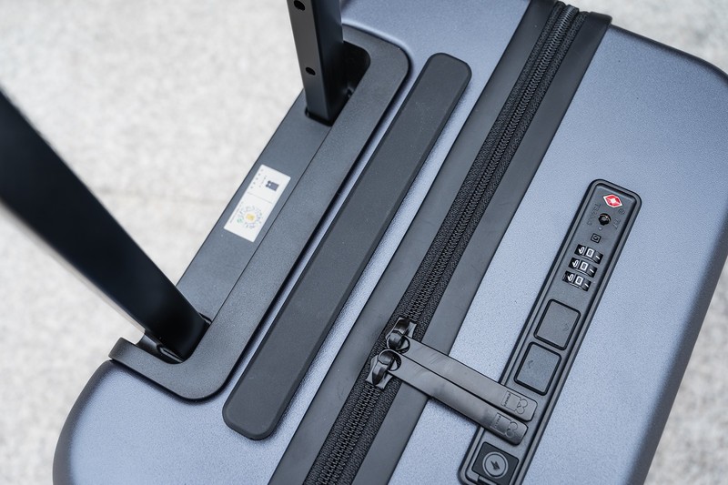 旅游搭子也是通勤伴侣，一包多能，地平线8号moment系列双肩包