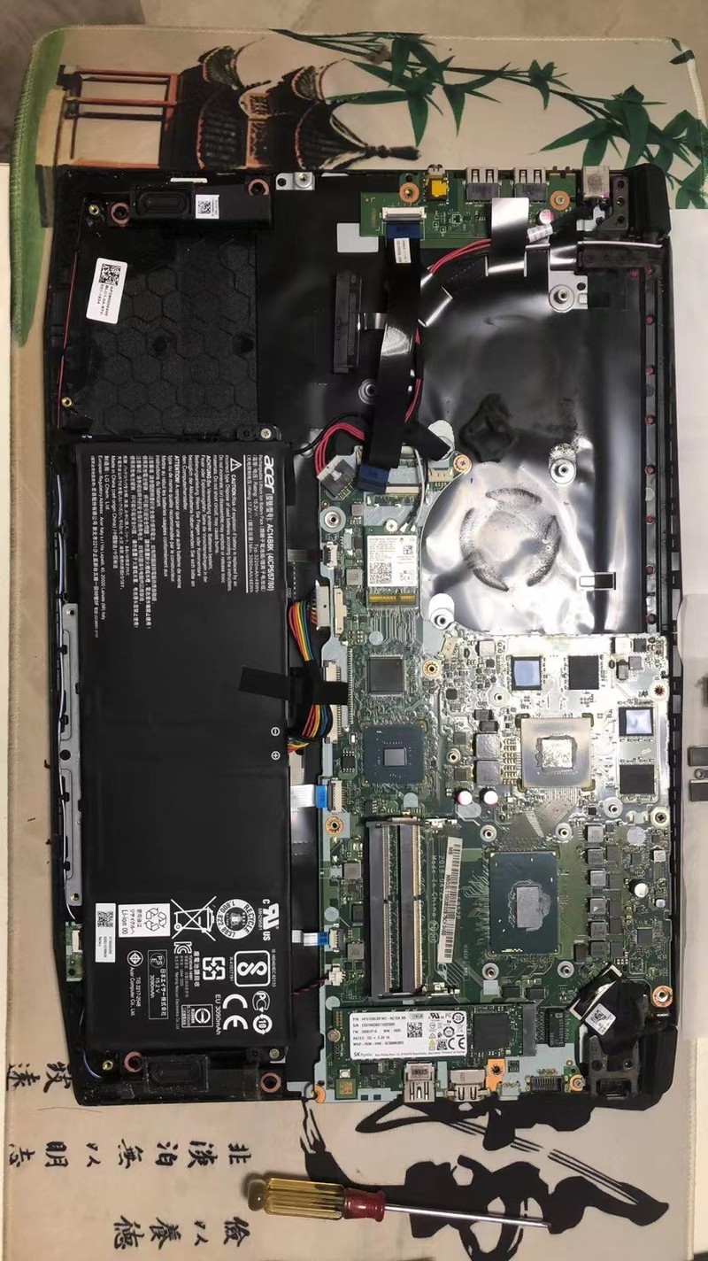 暗影骑士Nitro5 AN515-52笔记本清灰、上硅脂、升级SSD