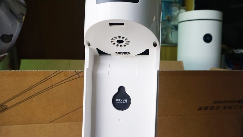 强劲吸力高频揉搓，全链路灭菌不脏手，灰鲸J3洗地机深度体验