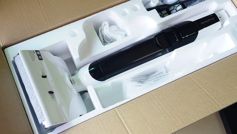 强劲吸力高频揉搓，全链路灭菌不脏手，灰鲸J3洗地机深度体验