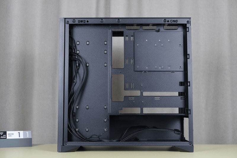 简约自然，好看且实惠：先马 森悦 木系侧透机箱上手体验