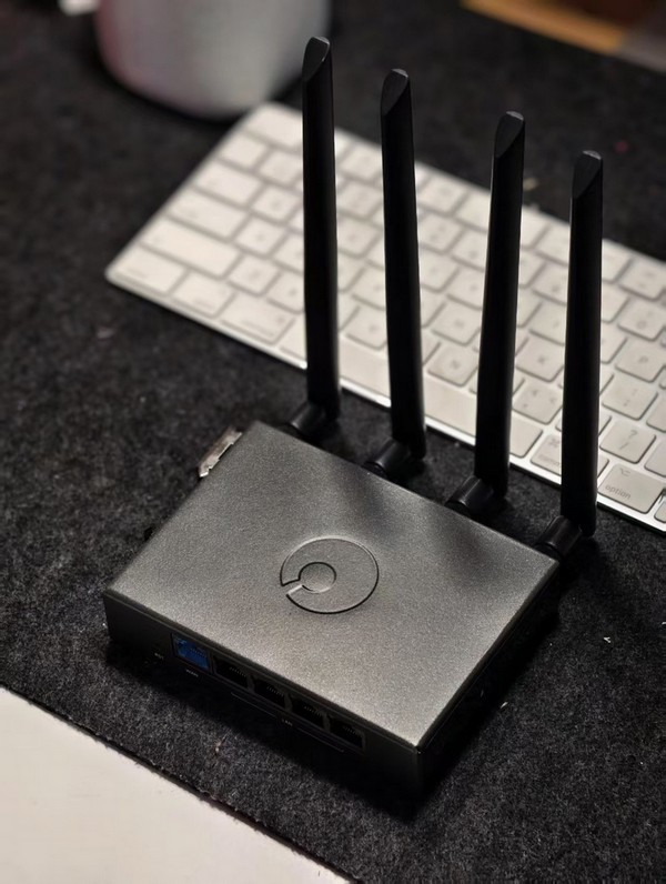 二层组网让异地设备也可互联共享，4G工业路由器蒲公英R300S评测