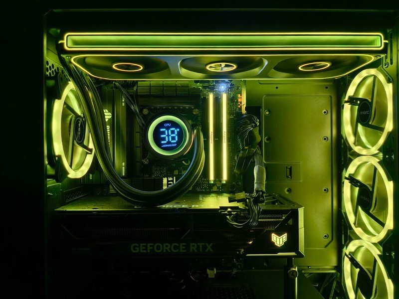 电脑升级大作战，升级酷睿Ultra 7 265K，老电脑原地满血复活