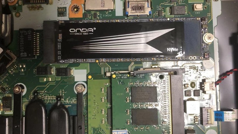 暗影骑士Nitro5 AN515-52笔记本清灰、上硅脂、升级SSD