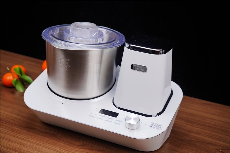 “围裙妈妈”的好帮手，有了moido陌冬和面机，在家一样做美食