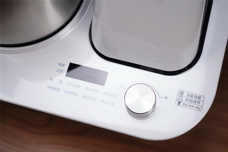 “围裙妈妈”的好帮手，有了moido陌冬和面机，在家一样做美食