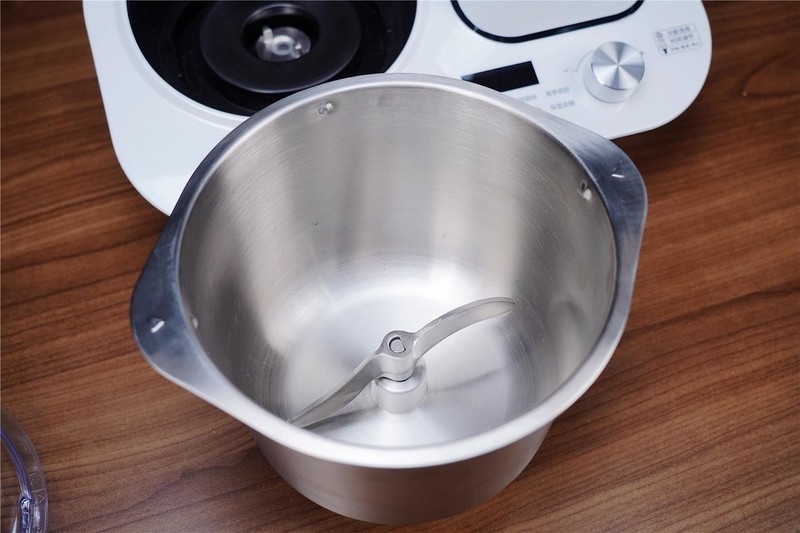 “围裙妈妈”的好帮手，有了moido陌冬和面机，在家一样做美食