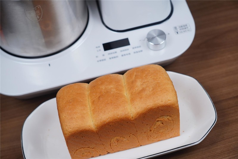 “围裙妈妈”的好帮手，有了moido陌冬和面机，在家一样做美食