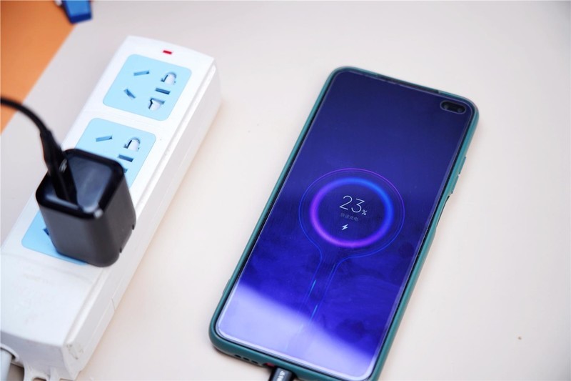 PD充电套装，用了它移动设备通吃—TECLAST PD30W氮化镓充电套装