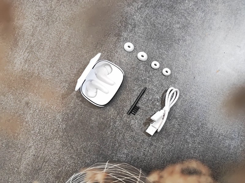 左点助听器，助你听到更美好的声音