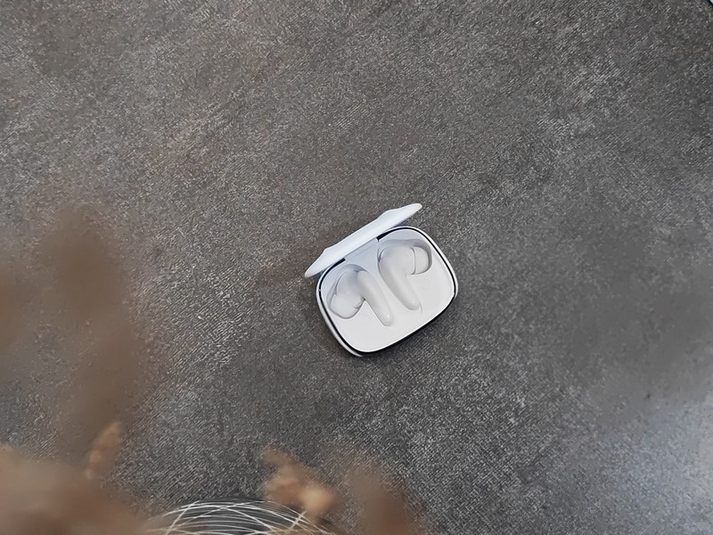 左点助听器，助你听到更美好的声音