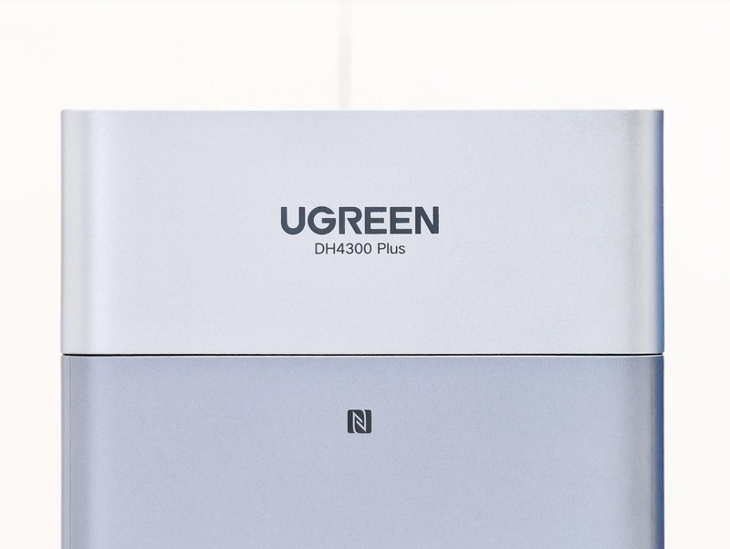 数码小白也能玩转NAS，绿联DH4300 Plus巨好用！