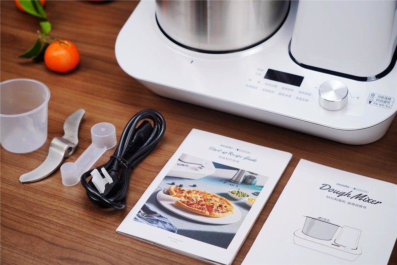 “围裙妈妈”的好帮手，有了moido陌冬和面机，在家一样做美食