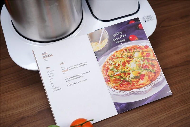 “围裙妈妈”的好帮手，有了moido陌冬和面机，在家一样做美食