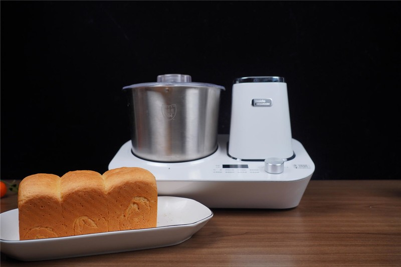 “围裙妈妈”的好帮手，有了moido陌冬和面机，在家一样做美食