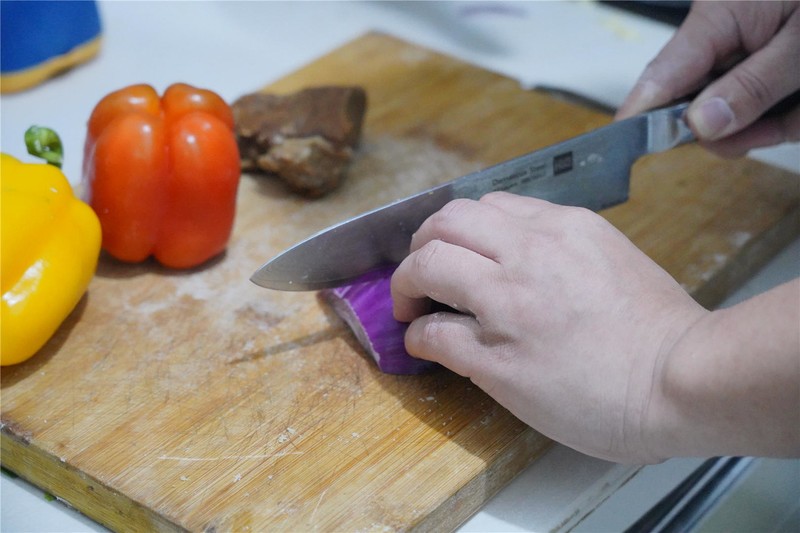 “围裙妈妈”的好帮手，有了moido陌冬和面机，在家一样做美食