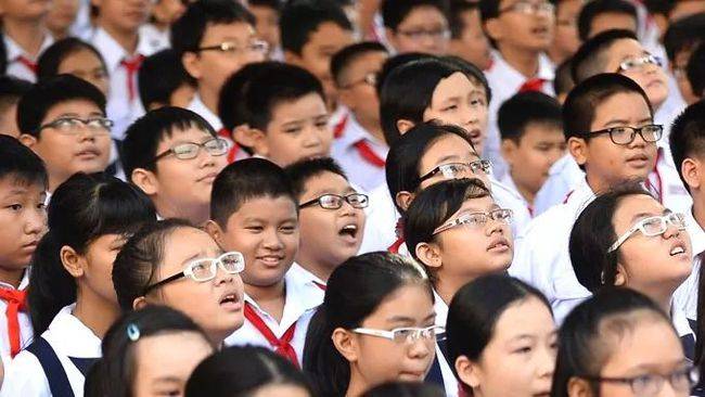 护眼台灯真的护眼吗？家长要注意台灯怎么选！