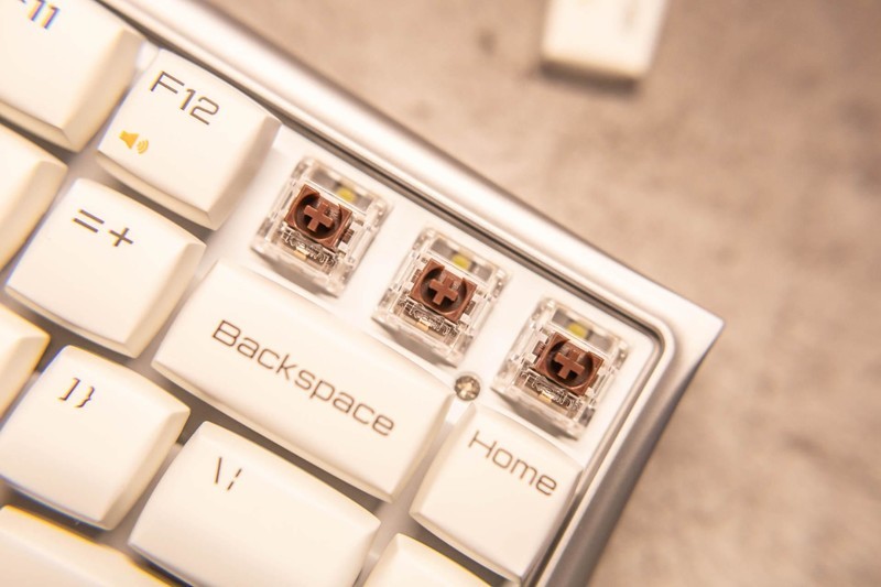 圆润顺滑，一眼相中，杜伽Hi Keys无线机械键盘