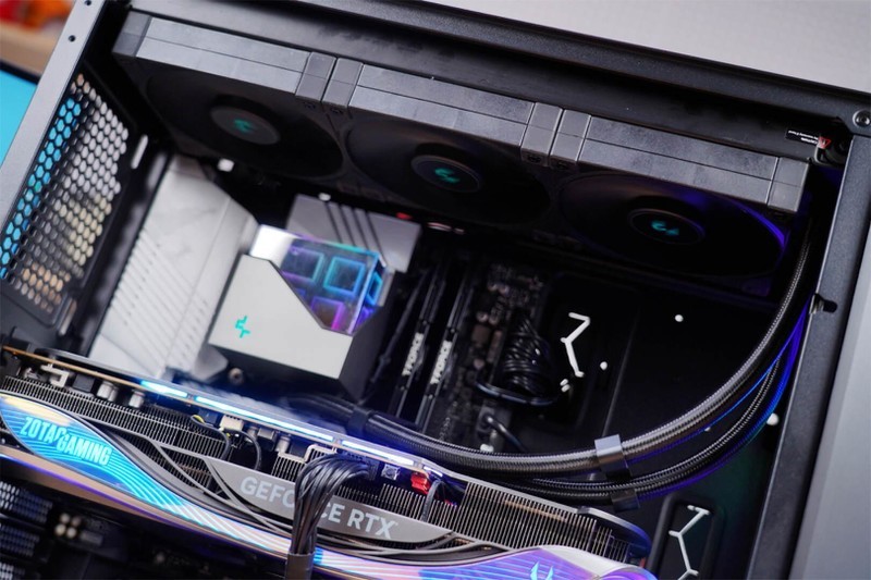 支持AMD EXPO，性能起飞，十铨T-FORCE VULCANα DDR5-6000值得入手