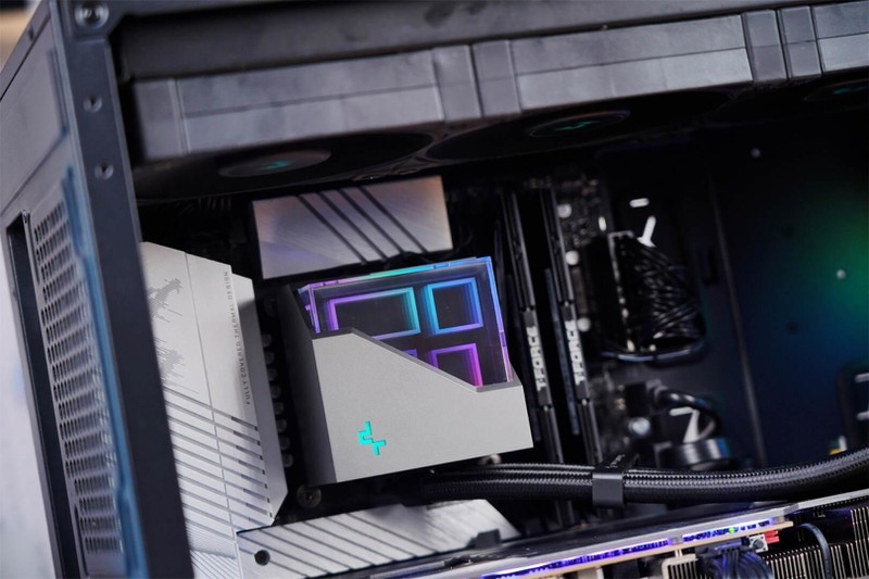 支持AMD EXPO，性能起飞，十铨T-FORCE VULCANα DDR5-6000值得入手