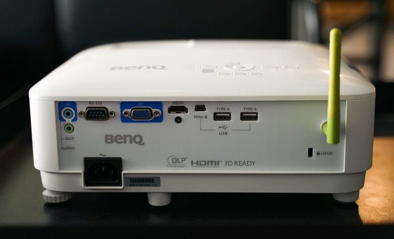 投影仪什么牌子好？流明多少才够用？明基E540你的办公好助手