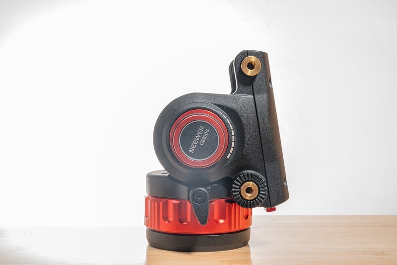 三脚架稳定器秒切换，干活就要便利，入手纽尔GM006液压云台