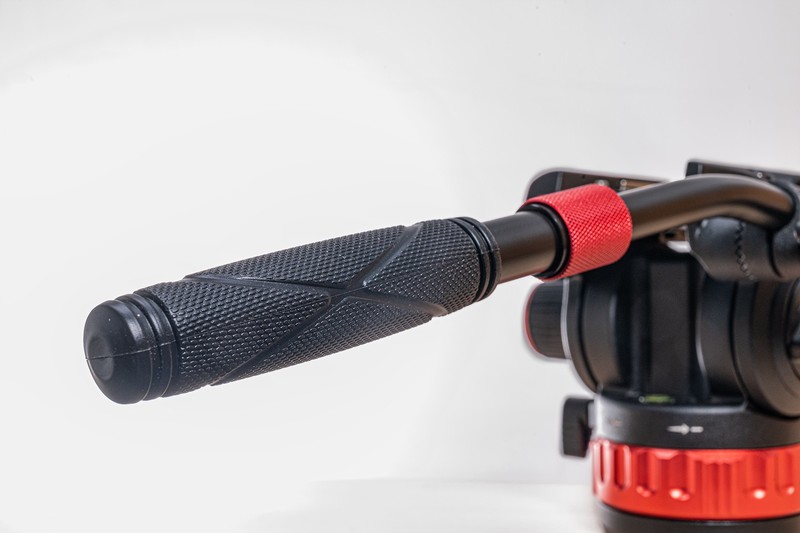 三脚架稳定器秒切换，干活就要便利，入手纽尔GM006液压云台