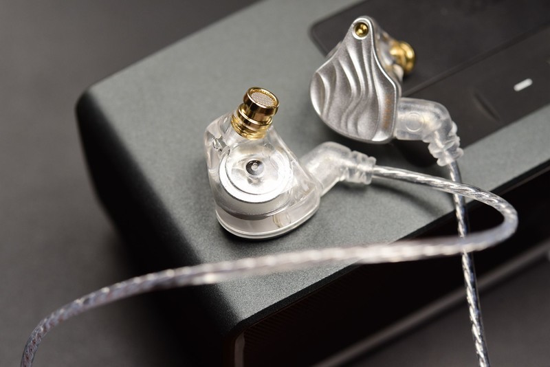 低音沉、高音亮，老烧看得起！79元的SUPERTFZ QUEEN2023试听