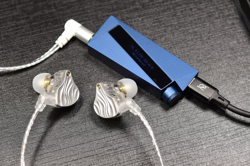 低音沉、高音亮，老烧看得起！79元的SUPERTFZ QUEEN2023试听