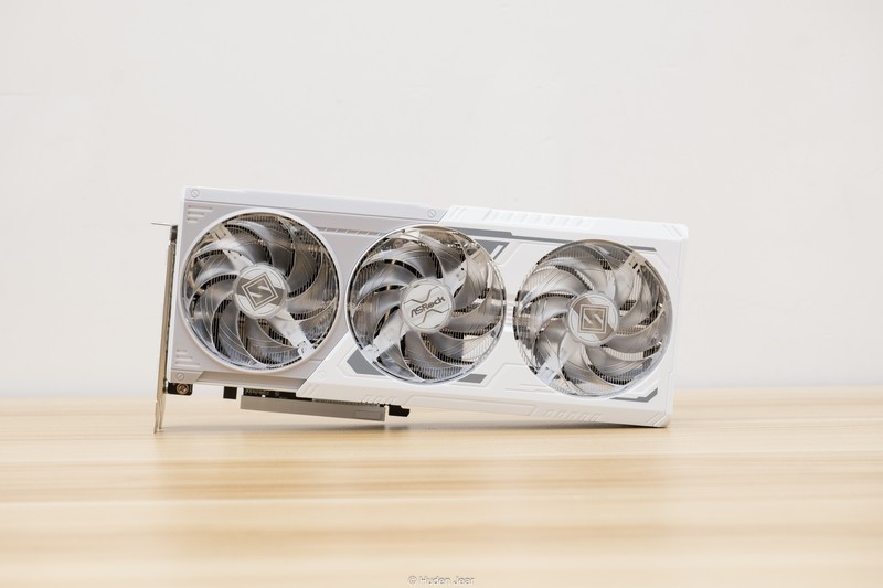 定位60的甜品混战！RX 9060XT 8G/16G首发测评