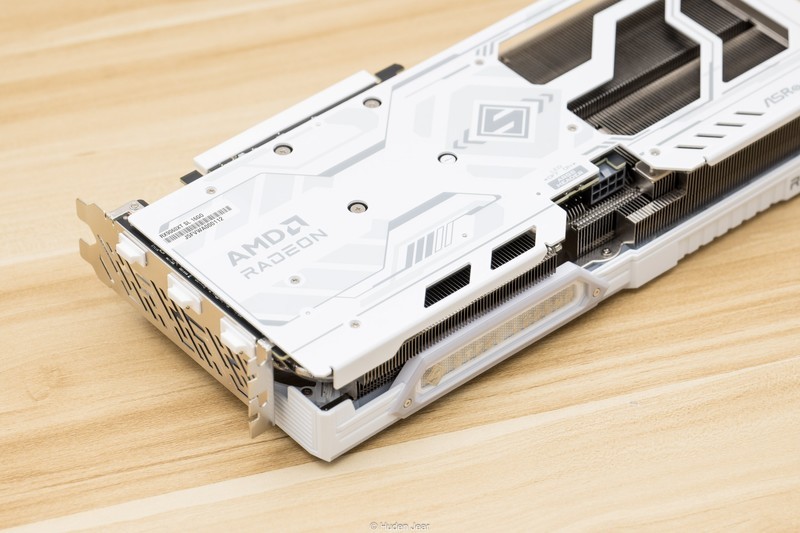 定位60的甜品混战！RX 9060XT 8G/16G首发测评