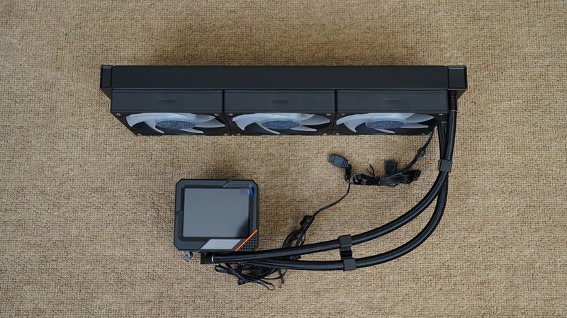 更适合游戏玩家的甜点显卡，AMD RX 9060 XT首发评测&装机分享