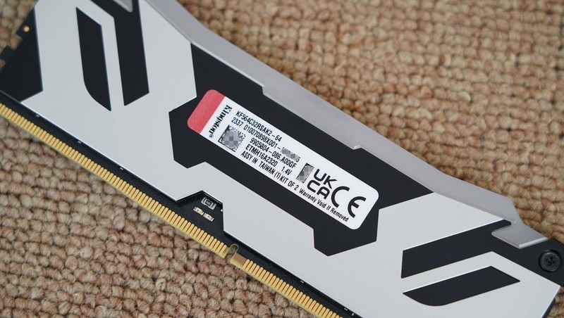 更适合游戏玩家的甜点显卡，AMD RX 9060 XT首发评测&装机分享