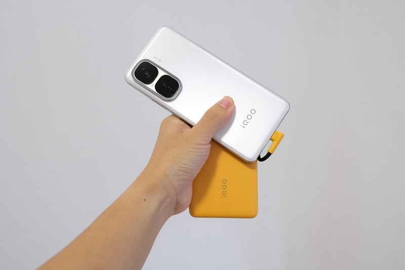 iQOO Neo10 Pro+及iQOO全家桶分享：一次的生态具象化体验