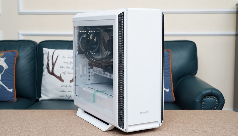 夏日电脑如何优化散热？老司机实测告诉你装机选洞洞流还是闷罐流