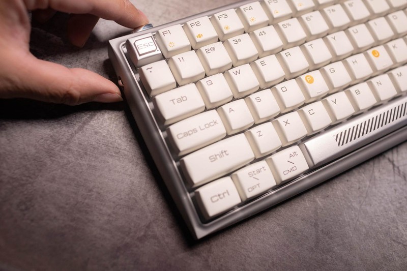 圆润顺滑，一眼相中，杜伽Hi Keys无线机械键盘