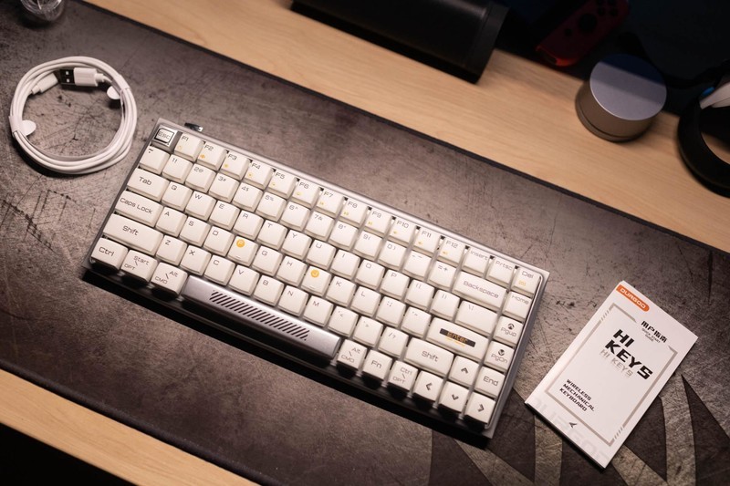 圆润顺滑，一眼相中，杜伽Hi Keys无线机械键盘