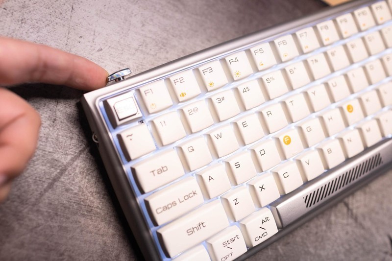 圆润顺滑，一眼相中，杜伽Hi Keys无线机械键盘