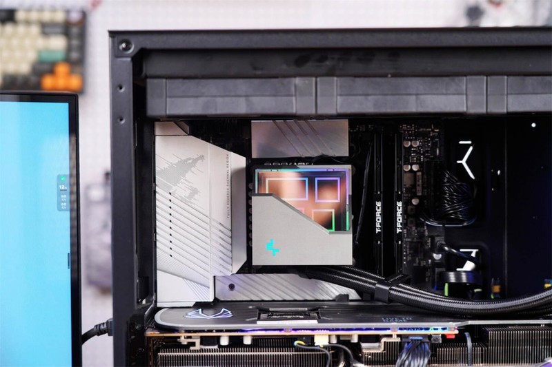 支持AMD EXPO，性能起飞，十铨T-FORCE VULCANα DDR5-6000值得入手