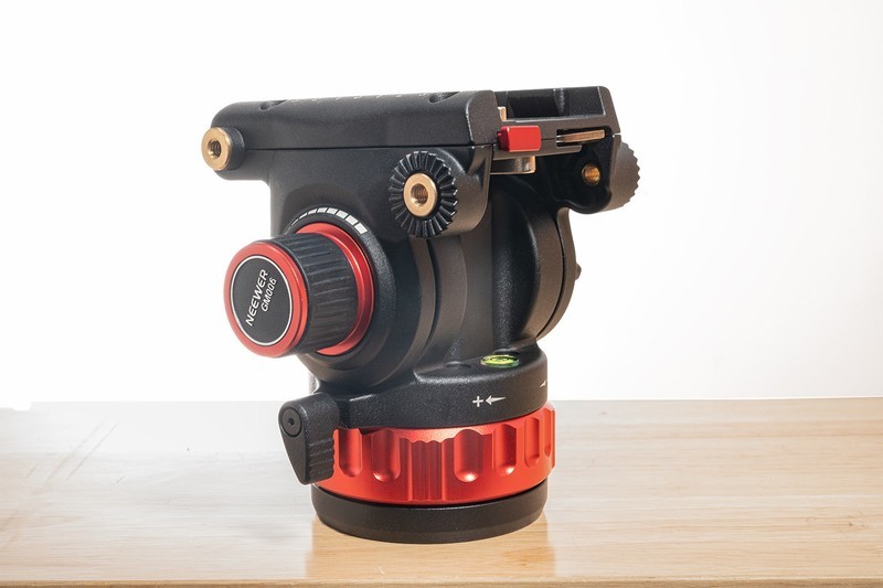 三脚架稳定器秒切换，干活就要便利，入手纽尔GM006液压云台