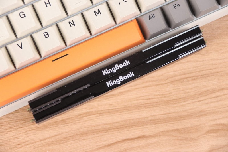 不足700元，竟能稳超8000MHz！金百达黑刃6800内存评测