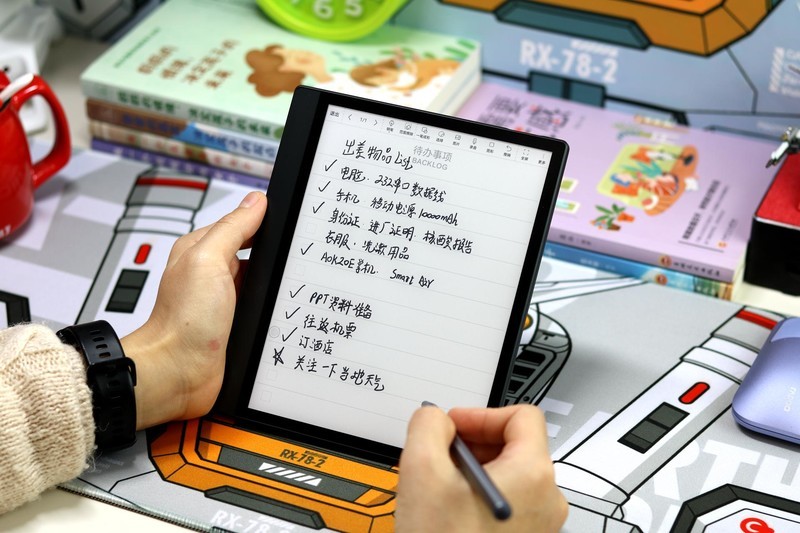 掌阅Smart Air电子书评测，搭载8英寸墨水屏，能读能写手感轻薄