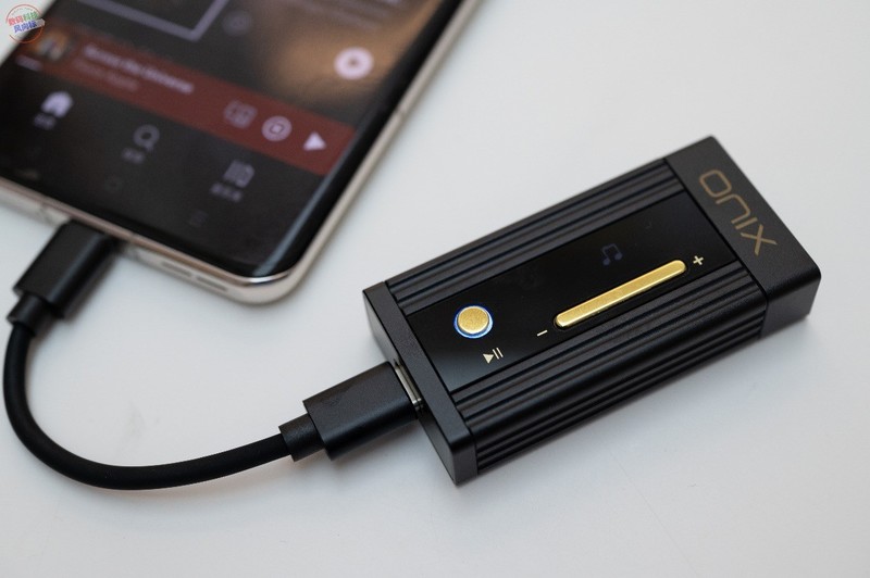 小巧低调的黑盒子，打造个性化音乐体验，欧尼士ONIX Alpha小尾巴上手