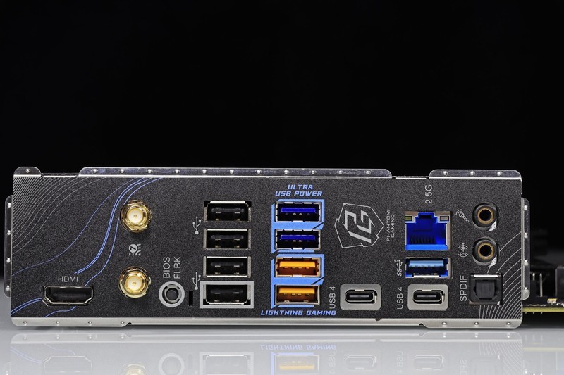 9800X3D 封神了！最强游戏 CPU 名不虚传！