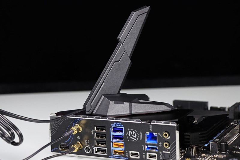 9800X3D 封神了！最强游戏 CPU 名不虚传！