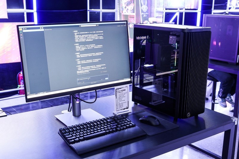 液氮超频火力全开，AI创作惊艳全场，华硕主板在ROG DAY玩疯了！