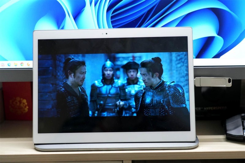 宇瞻AP301双接口U盘：时尚与耐用并存，办公娱乐两不误！